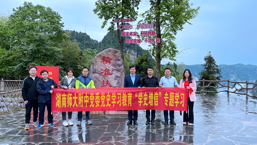  高校网球联赛激战正酣，学霸选手兼顾学业训练