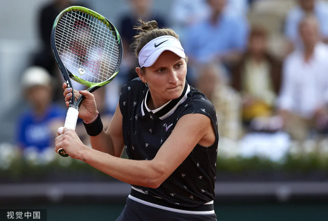  万卓索娃黑马之路不止，迈阿密站连克强手