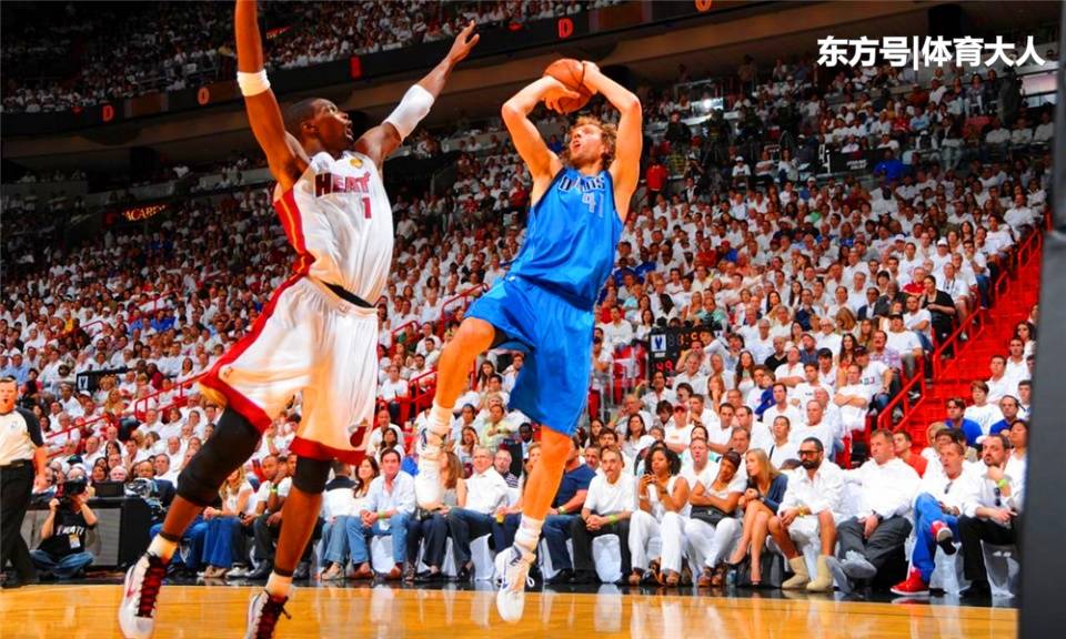  篮球名宿退役仪式温情满满