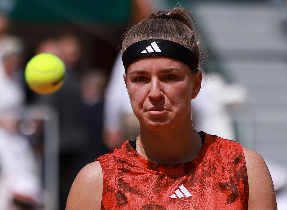  斯维亚泰克法网封后巩固世界第一